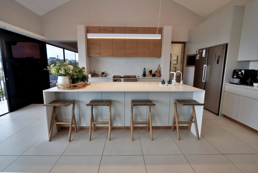 4 Bedroom Property for Sale in Stilbaai Wes Western Cape